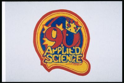 Sci '90 Crest